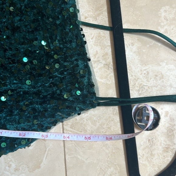 Green Sequence Formal Dress - Picture 7 of 10